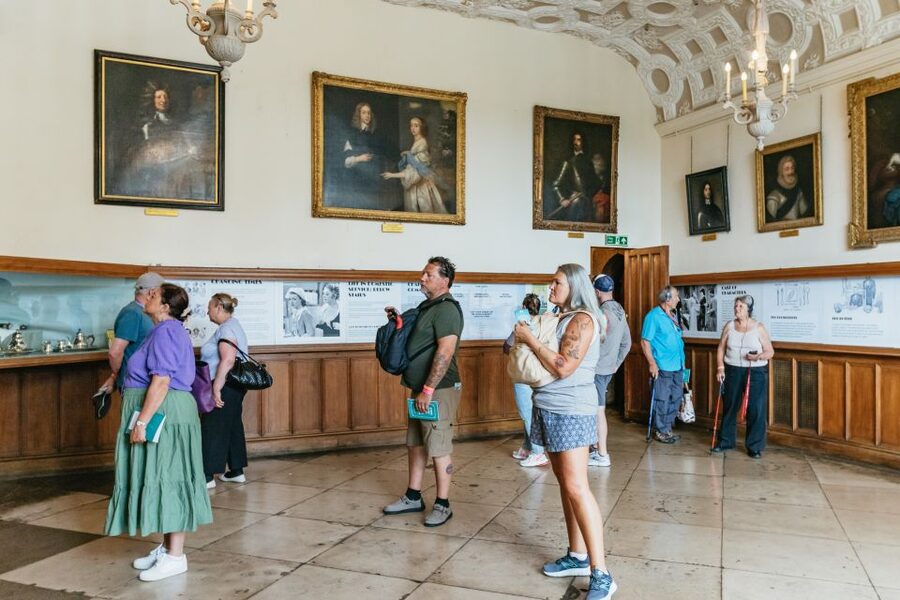 From London: Leeds Castle, Canterbury Cathedral & Dover - Coach logistics, timing, and how to avoid a rough day