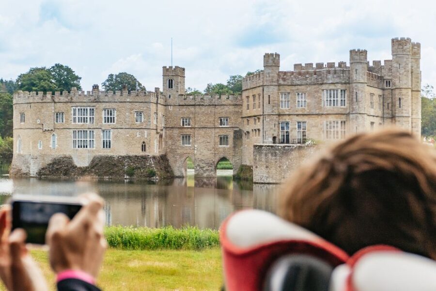 From London: Leeds Castle, Canterbury Cathedral & Dover - VIP entry and first steps inside Leeds Castle