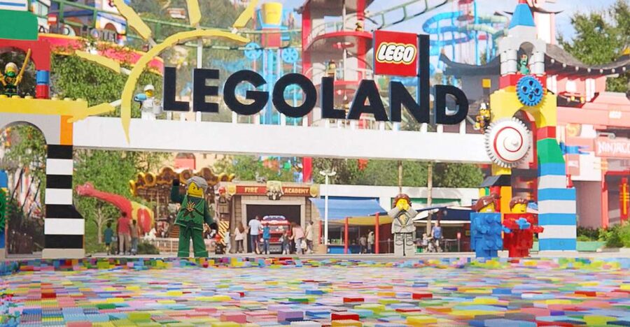 From London: LEGOLAND® Windsor Resort Entry & Coach Transfer - Meeting, Tickets, and What Happens If Something Does Not Scan