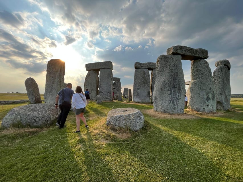 From London: Private Stonehenge Sunrise Viewing & Bath - 5:30 AM in London, and how to make the day feel easy