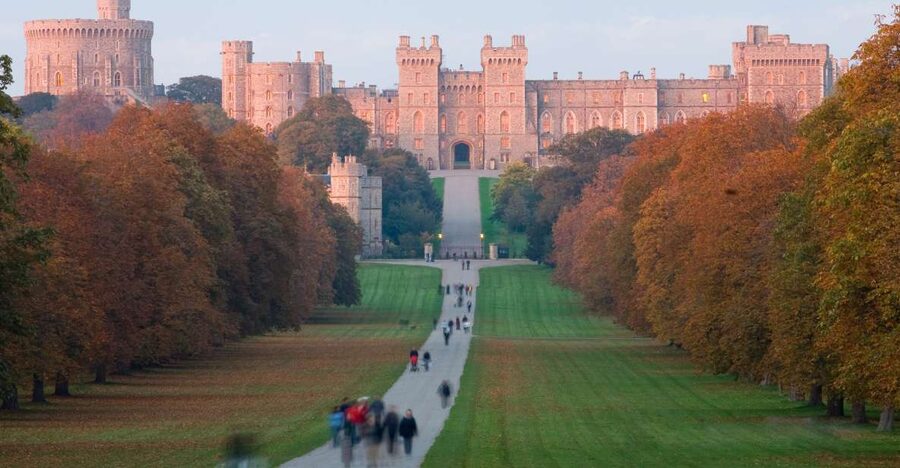 From London: Royal Windsor Afternoon Tour - St George’s Chapel, Gothic drama and royal tombs
