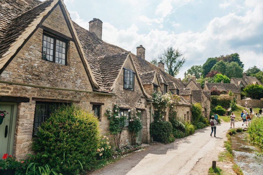 From London: Small Group Cotswolds Villages Tour - Bibury: weaver’s cottages and a picture-perfect lane