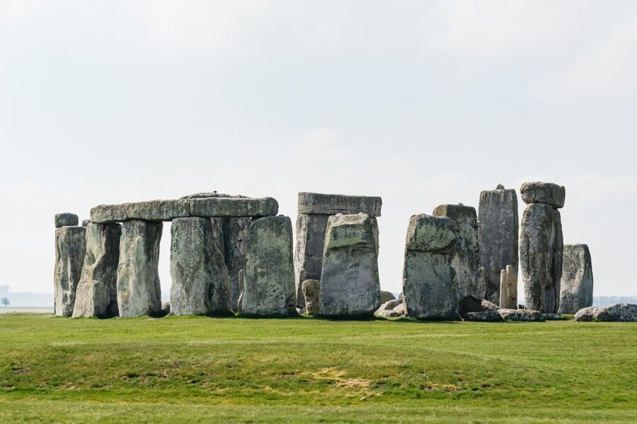 From London: Stonehenge Half-Day Trip - Shuttle buses, walking routes, and how not to waste your time