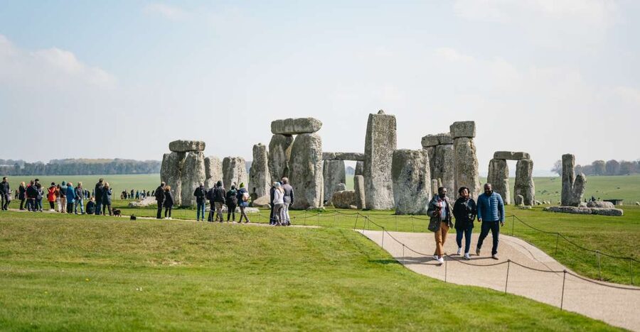 From London: Stonehenge Half-Day Trip - Who this Stonehenge half-day trip suits best
