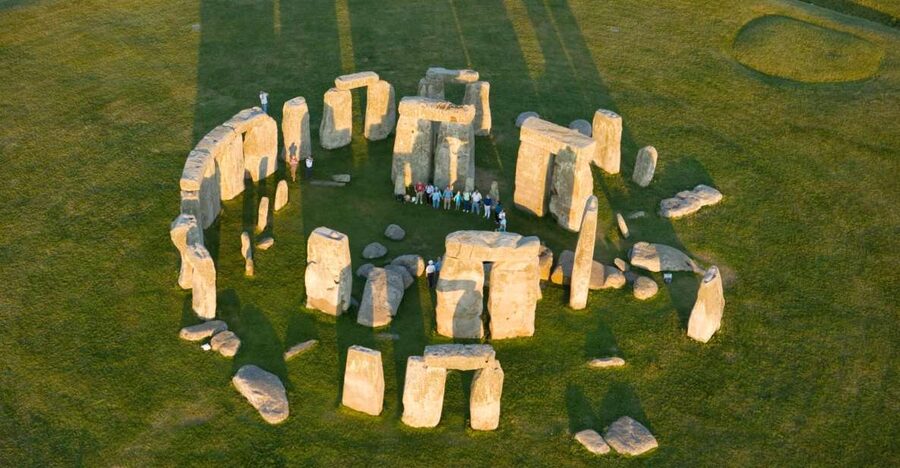 From London: Stonehenge Inner Circle and Windsor Day Trip - Windsor Castle, your free time, and how to avoid feeling rushed