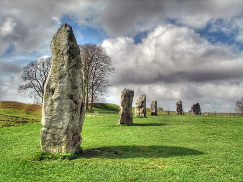 From London: Stonehenge & The Stone Circles of Avebury Tour - What Your Guide Really Adds, From Practical Notes to Storytelling