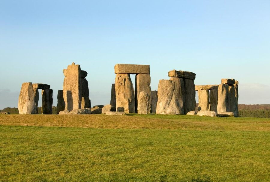 From London: Stonehenge & Windsor Tour - The one-day formula: Stonehenge first, Windsor next