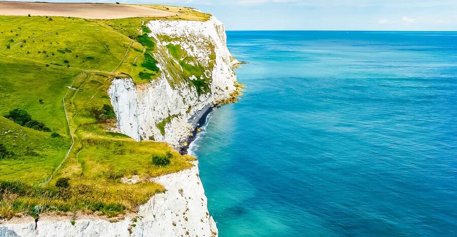 From London: White Cliffs of Dover and Canterbury Day Trip - Dover Seafront Photo Stop, Why Sea-Level Photos Feel Different