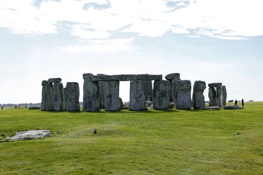 From London: Windsor, Oxford & Stonehenge Full-Day Trip - Windsor Castle: royal rooms, chapel atmosphere, and what to do when parts are closed