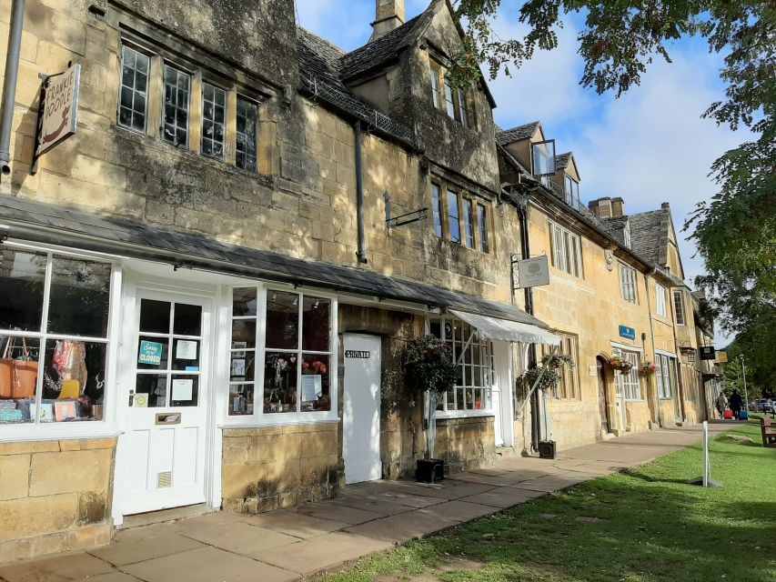 From Stratford-on-Avon/Moreton-in-Marsh: Cotswolds Day Tour - Your ride: a 16-seat Mercedes minibus with local driving know-how