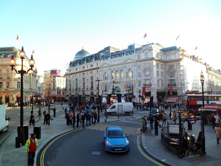 Full Day London Private Tour Including London Pass - A private 8-hour London Pass day from Soho, with pickup that saves energy