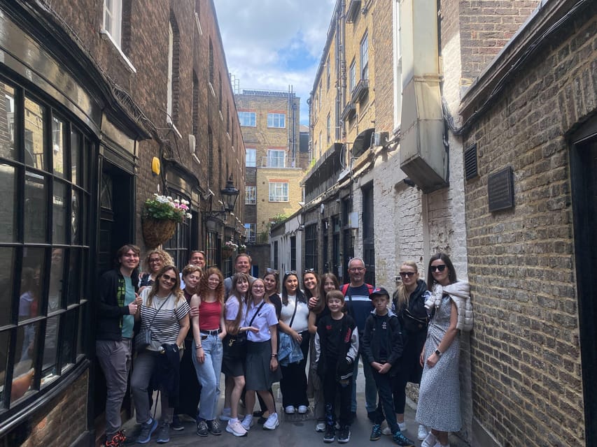 German London : The Ultimate Walking tour - Language matters: what wholly in German means for your trip