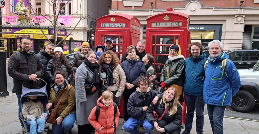 German London : The Ultimate Walking tour - Walking from Mayfair politeness into Soho’s different energy