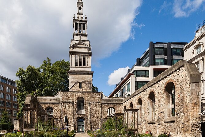 Ghastly Ghost Walking Tour in London - What to wear and how to walk smart at night in London