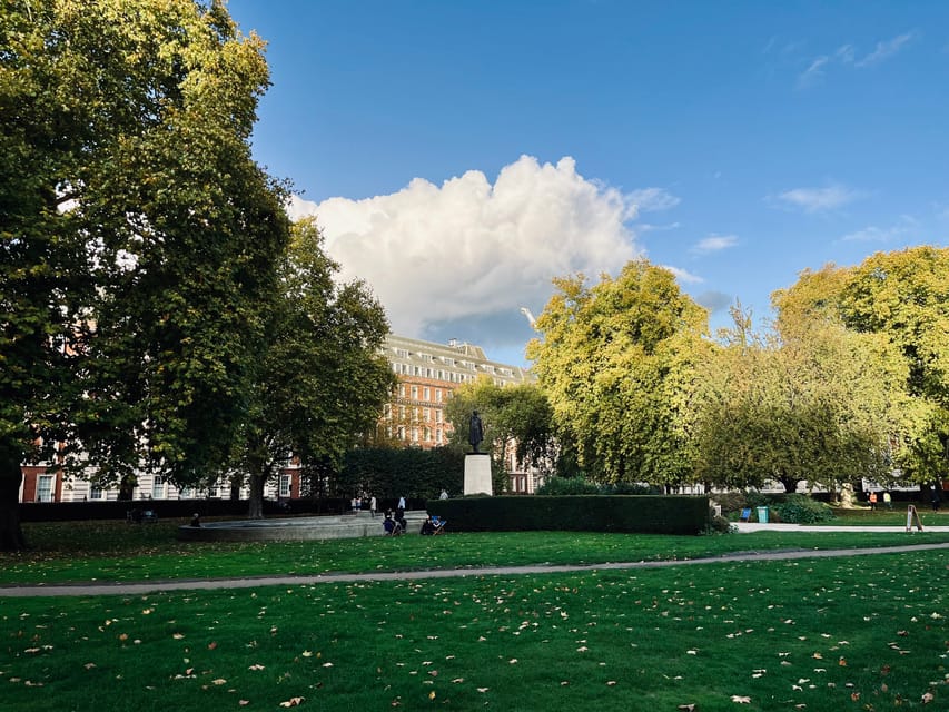 Ghosts and Legends of Mayfair Walking Tour - London - Royal Academy of Arts Stop, Nuns, Screaming Doors, and a Modern Twist