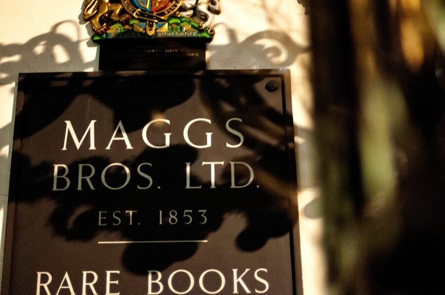 Ghosts and Legends of Mayfair Walking Tour - London - Green Park, the Haunted-Park Feeling, and the Science Behind It