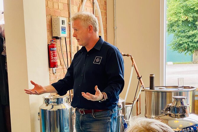 Gin Distillery Experience with Sky Wave Gin - The on-arrival G&T: why that first drink matters