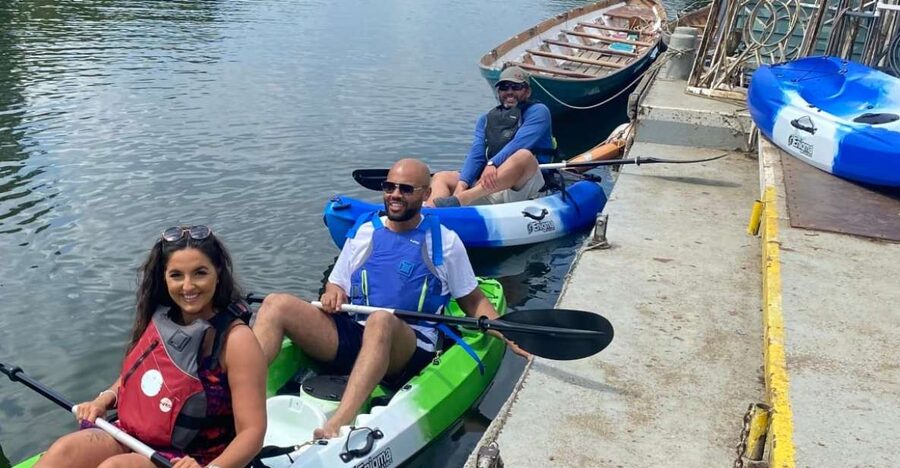Group Kayak Experience on the beautiful Thames at Richmond - Why Richmond Thames Kayaking Works for Beginners and Regular Paddlers