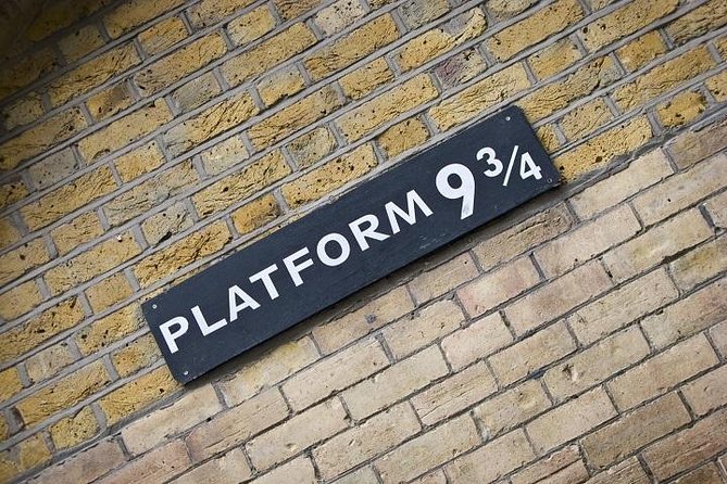 Harry Potter Film Locations Guided Walking Tour - Westminster Abbey area and Cecil Court: where Diagon Alley starts to feel real