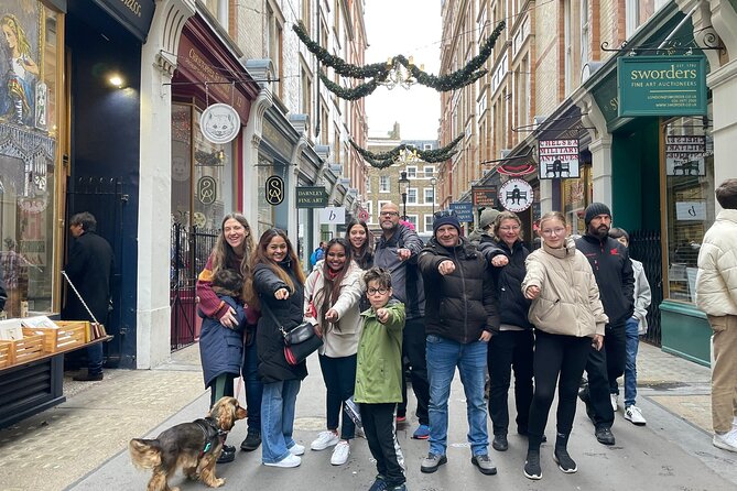 Harry Potter's Magical London: A Trusted Tour Since 2009 - Meeting at Shaftesbury Avenue and getting a pace you control