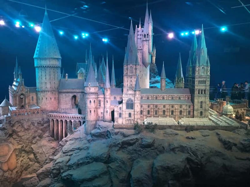 Harry Potter Studio Ticket & Tour of London Film Locations - Time for butterbeer, shopping, and making the most of studio browsing