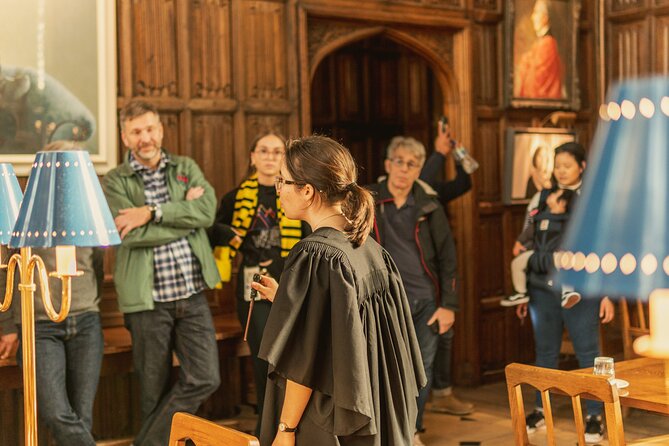 Harry Potter Walking Tour of Oxford Including New College - Radcliffe Camera and St Mary the Virgin, iconic doors you see from the outside