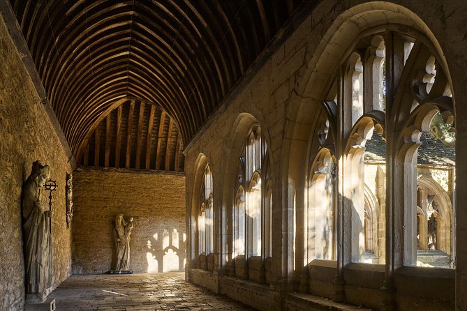 Harry Potter Walking Tour of Oxford Including New College - The Divinity School inside the Bodleian, with peak-season reality checks