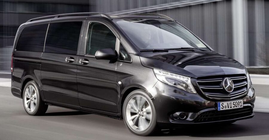 Heathrow to London taxi- Private, Comfortable Punctual. - Why A Meet-and-Greet Heathrow Pickup Saves Your First Hour in London