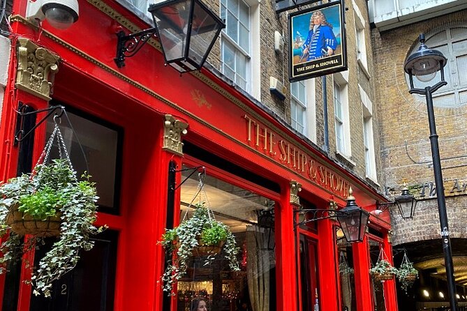 Historic Pub Walking Tour of London - Who should book, and who should skip it
