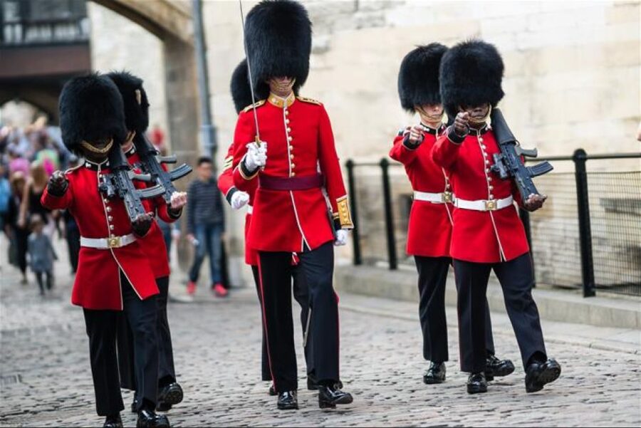Hop on Hop off London Bus Tour & Tower of London - The real appeal of the Hop-on Hop-off bus plus Tower of London