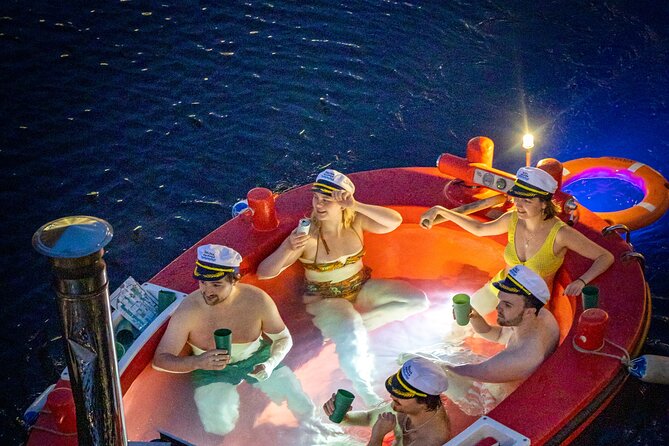Hot Tub Boat Tour in London - London's most unique tour - Meeting at Skuna Boats near West India Quay, and what to plan for