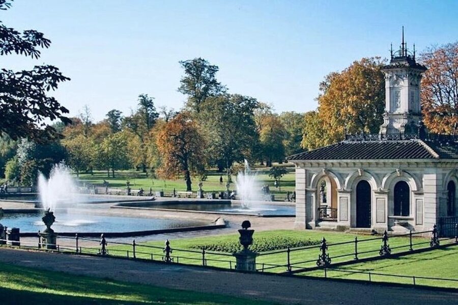 Iconic London Running Tour - Italian Gardens and the Albert Memorial, a quieter pause with big visuals