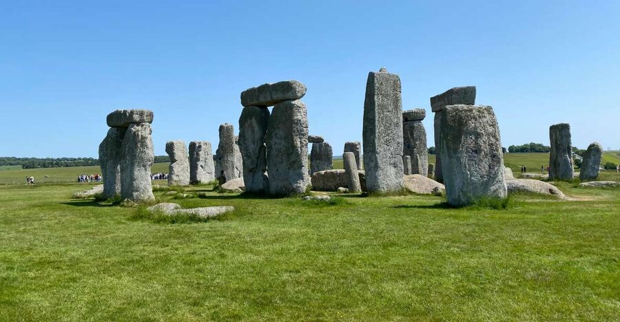 Individual trip to Stonehenge including pickup and drop off - Pickup from London, Bristol, Bath, Weymouth, Portsmouth, Bournemouth, or Exeter