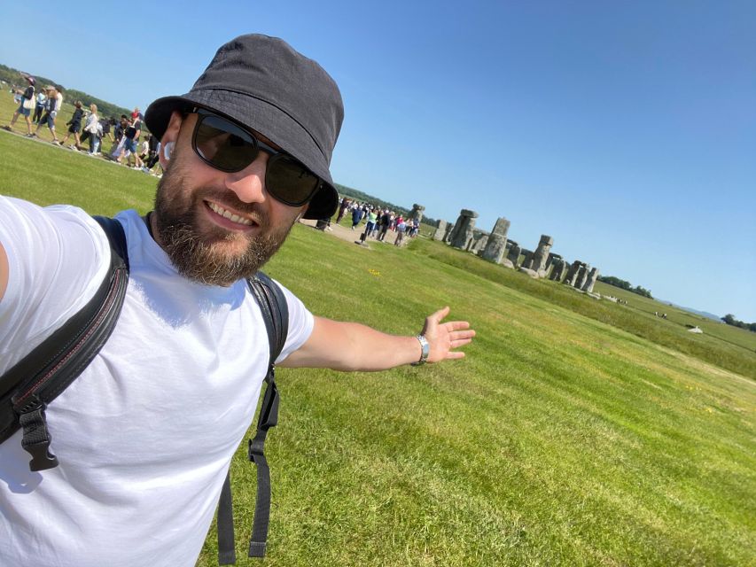 Individual trip to Stonehenge including pickup and drop off - Audio guide in 12+ languages, and how I’d use it