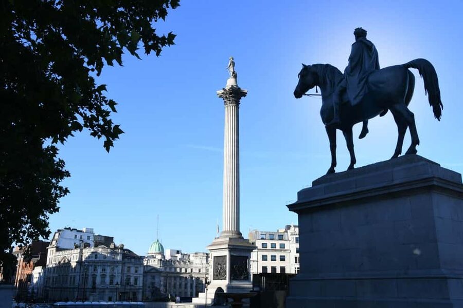 Inside Buckingham Palace & See The Westminster Sights Tour - Changing of the Guard: plan your date, not just your time