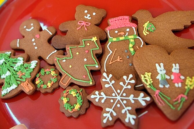 Kew Biscuit Decorating Class for Adults - Who This Class Fits Best in Your London Plan