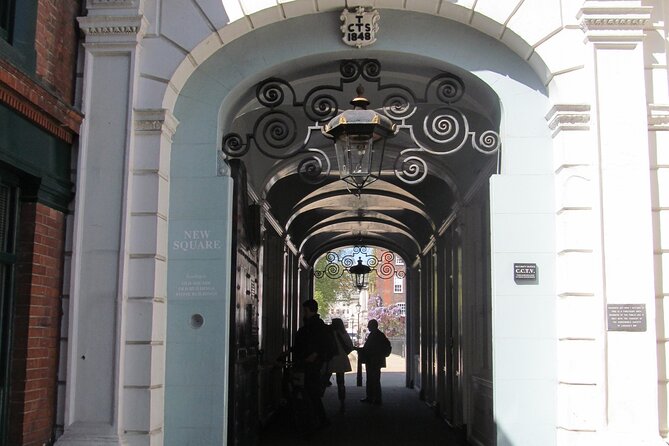 Law in London Private Tour - Why London’s court buildings feel real on this lawyer-led walk