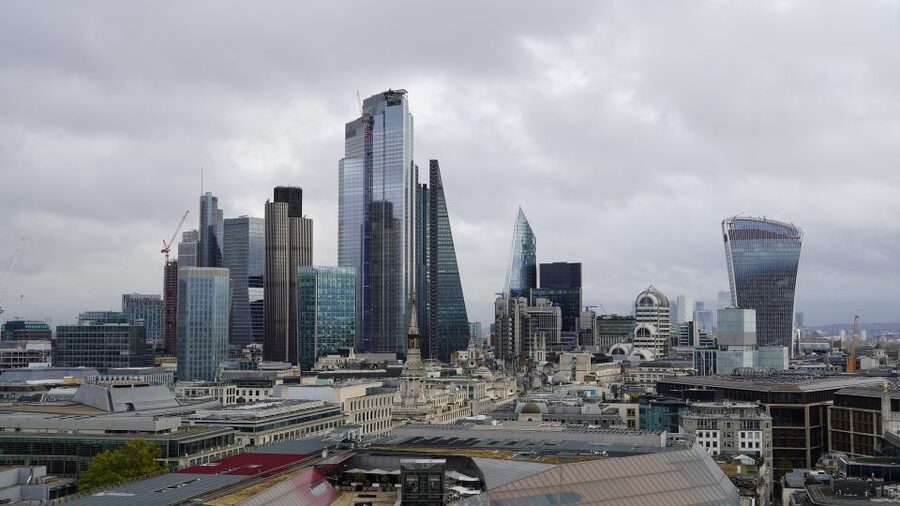 Layover London Private Tour from Heathrow Airport - Price and value: what $408 per person covers, and what it does not