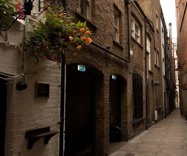Lights, Camera, London! Movie Locations Walking Tour - What to bring, what to watch out for, and who this tour fits best