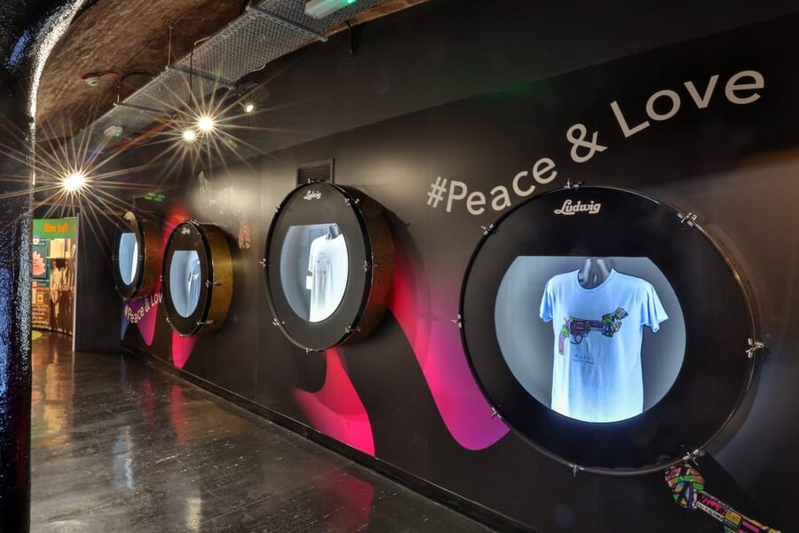Liverpool and The Beatles Day Tour from London - Should you book this one-day Beatles tour?