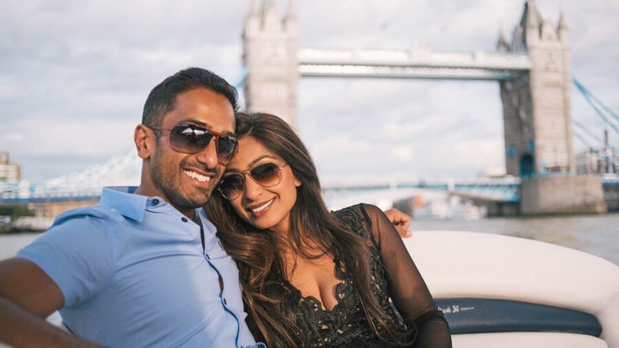 London: 2 hour private luxury yacht hire on the River Thames - Imperial Wharf Marina in Chelsea: getting there without stress