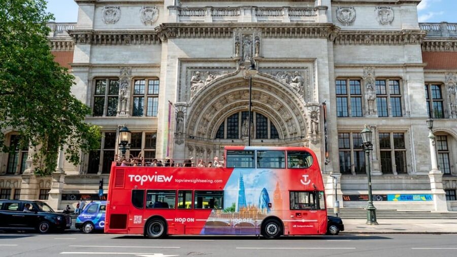 London: 24-Hour Hop-On Hop-Off Bus Pass - Two Routes, One Day Strategy (Landmarks + Park and Palace)