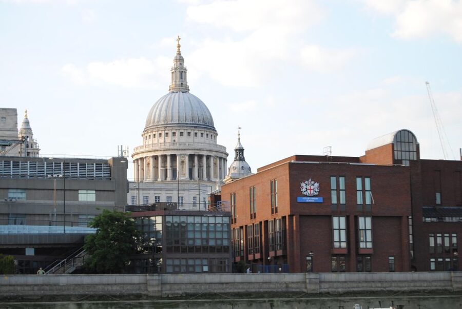 London: 3-Hours Private Walking Tour - Westminster Abbey and the Cloisters, Where the Details Do the Talking