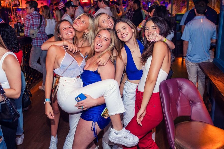 London: 4 Soho Nightclubs Crawl - Who This Crawl Suits Best (and Who Should Skip It)