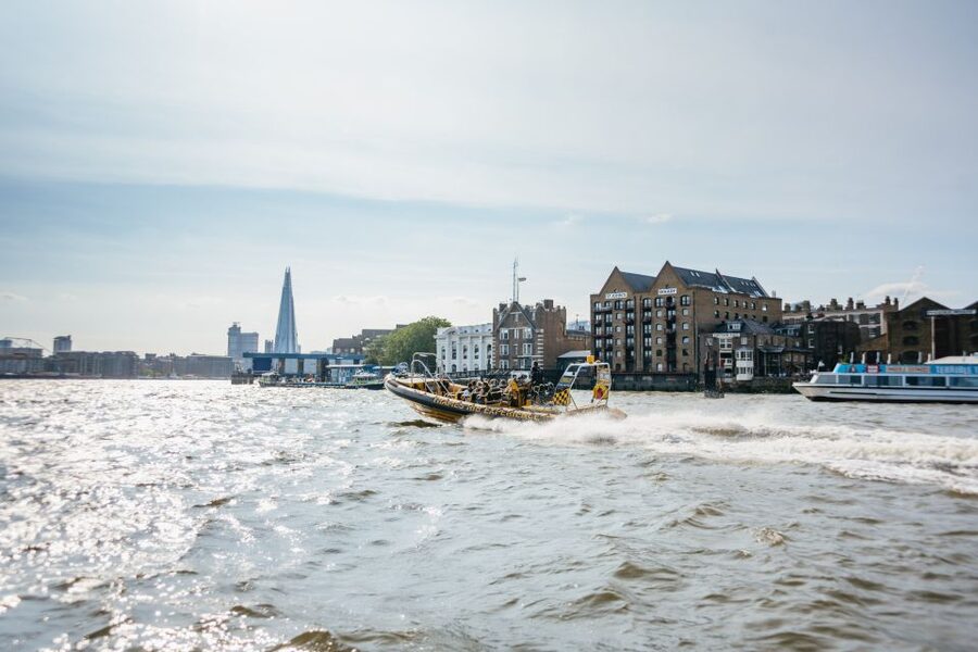 London: 45-Minute Speedboat Sightseeing Tour - Picking Embankment Pier or Westminster Pier (And What It Changes)