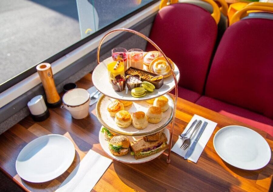 London: Afternoon Tea Bus with a Glass of Prosecco - What You Eat on Board, and What It Really Feels Like