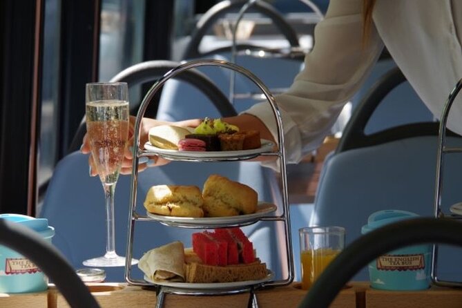 London Afternoon Tea Bus with Panoramic Tour - Golden Tours start point: timing and seating that affect your view