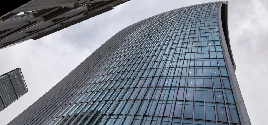 London: App-Based Walking Tour with 30 Stops - Trafalgar Square, Leicester Square, and Shaftesbury Avenue energy