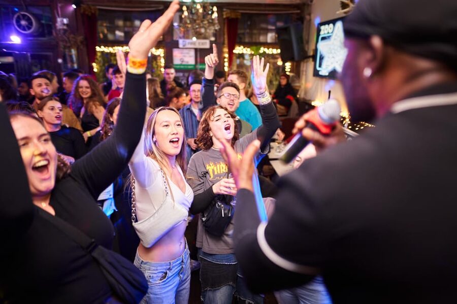 London: Bar and Club Crawl to 5 Central London Venues - Booking timing and what to pick if you want an extra themed vibe