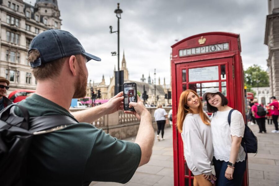 London: Big Ben, Churchill War Rooms & Buck'ham Palace Tour - What you will not get here, so you do not get surprised